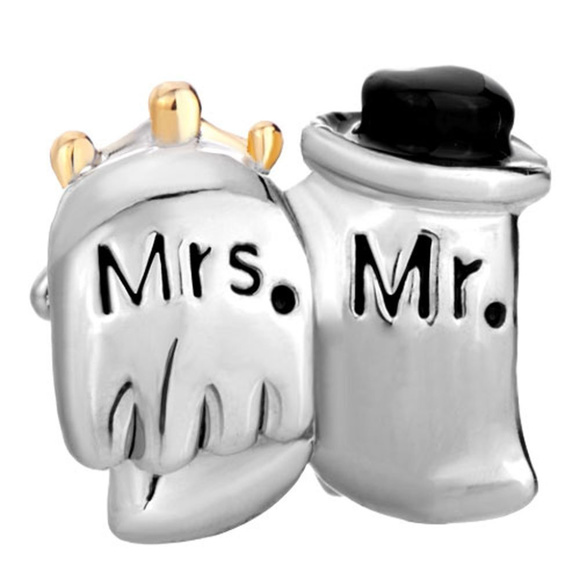 FREE S/H  Mr and Mrs Penguin 22kt Gold Plate Bracelet Charm - Fits Pandora - Picture 2 of 3